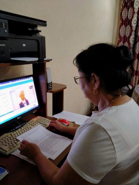 "Қарттарым- асыл қазынам" тақырыбында 8"В" сынып білім алушыларымен сынып жетекшісі Жұбатқанова Г.М.тәрбие сағатын өткізді.