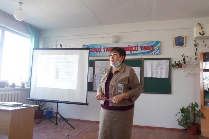 Мұғалім тәжірибесі саласындағы білімді жетілдіруге бағытталған, сабақтағы іс-әрекеттегі зерттеудің ерекше үлгісі болып табылатын педагогикалық тәсілді үйрету барысында "Сабақты зерттеу - Lesson Stady" тақырыбында коучинг болды.