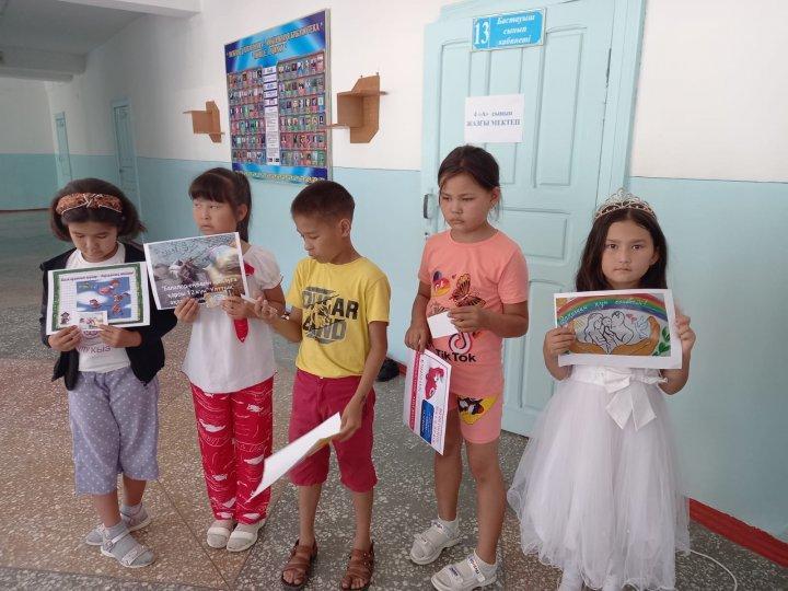 М.Жұмабаев атындағы №21 орта мектепте "Бала еңбегін пайдалануға жол жоқ" тақырыбында тәрбие сағаты ұйымдастырылды