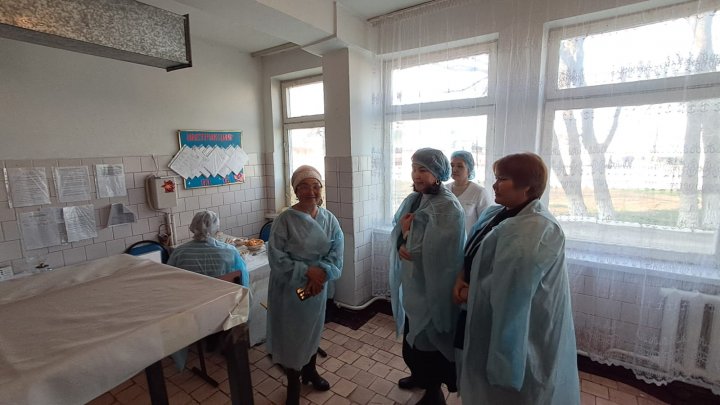 Бракераж комиссисяның асхананы тексеруі